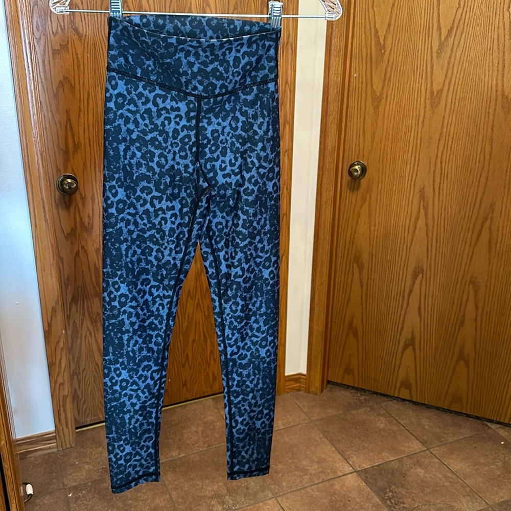 Zyia scrunchy tights size 0